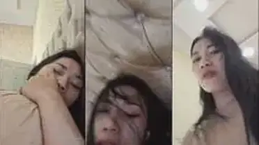 Bokep Live Dara Pamer Lubang Basah Banjir